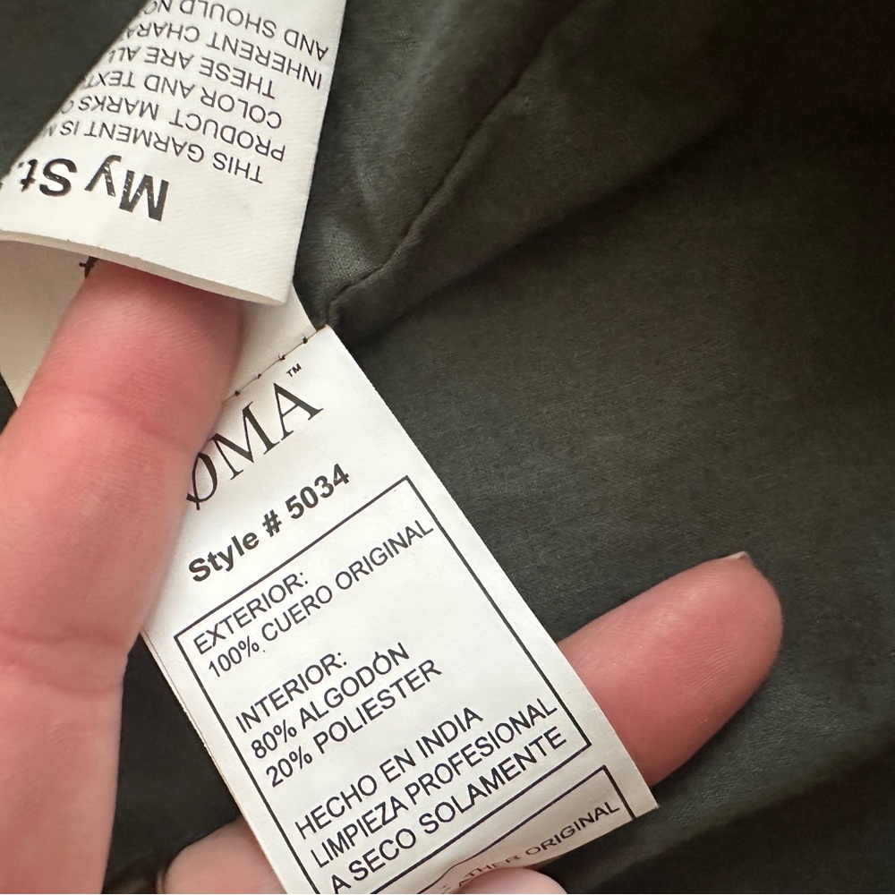 Doma Leather Jacket - image 7